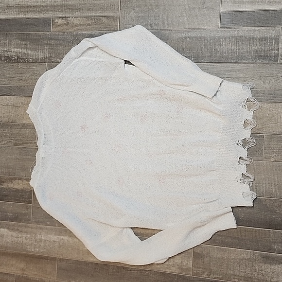 BIBi brand ♥️ sweater NWOT - Picture 7 of 10